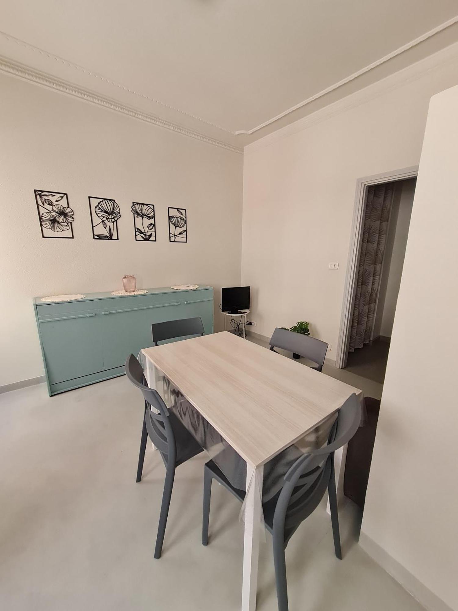 Casa Vacanza Il Tulipano Nichelino Ngoại thất bức ảnh